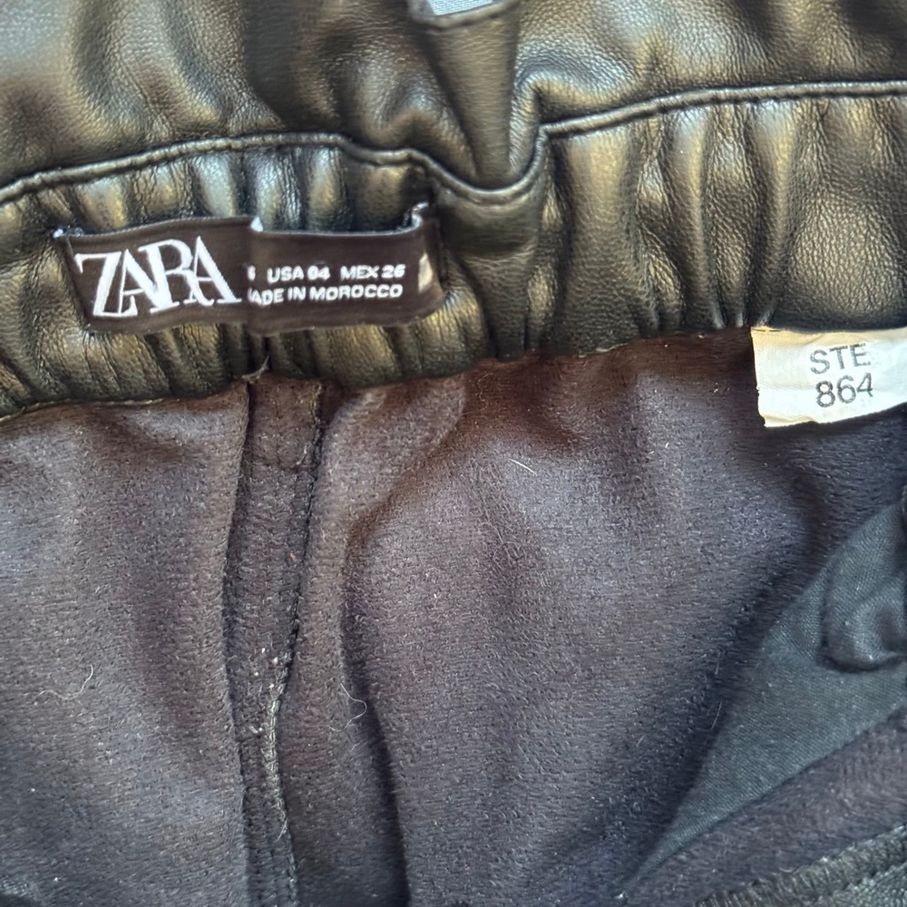 ZARA Faux Leather Paperbag Waist Pants Black Size 4 High Rise - Picture 8 of 9